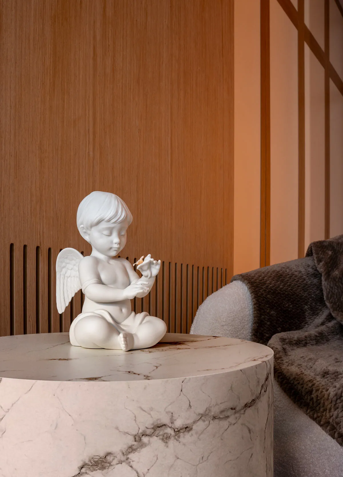 LLADRÓ Scultura Angelo con fiore