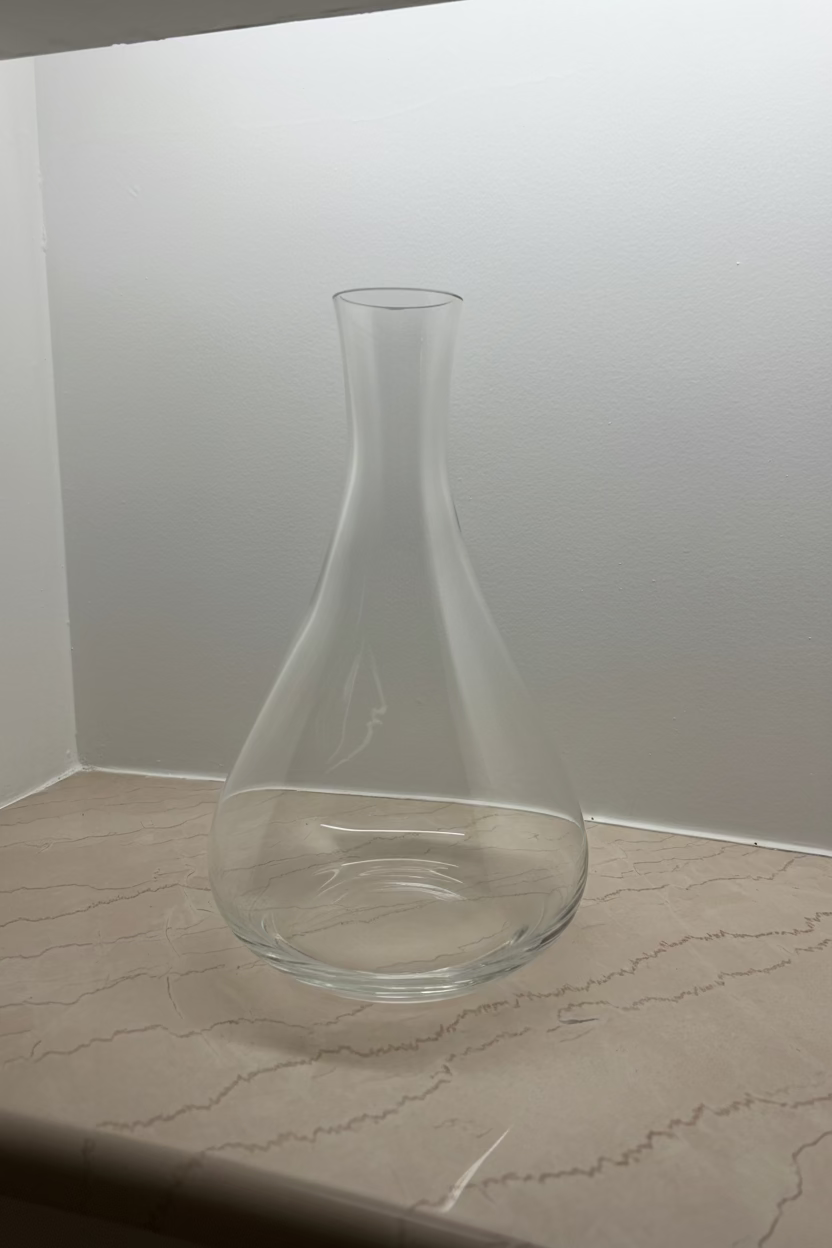 Fade decanter